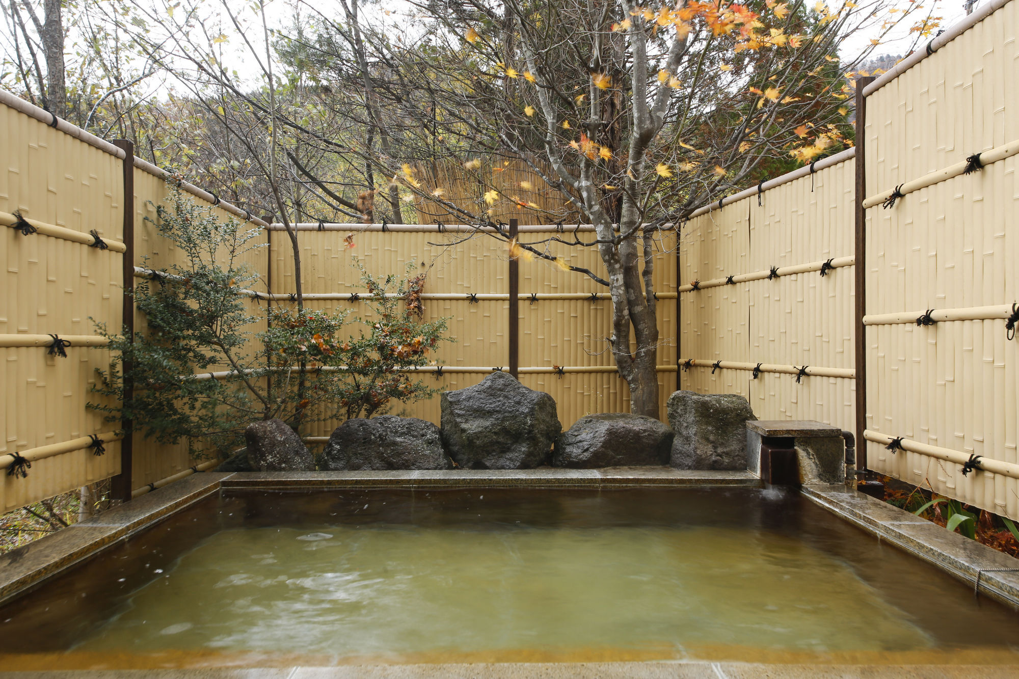 Ryokan Kutsuroginoya Yuu Takayama  Exterior photo