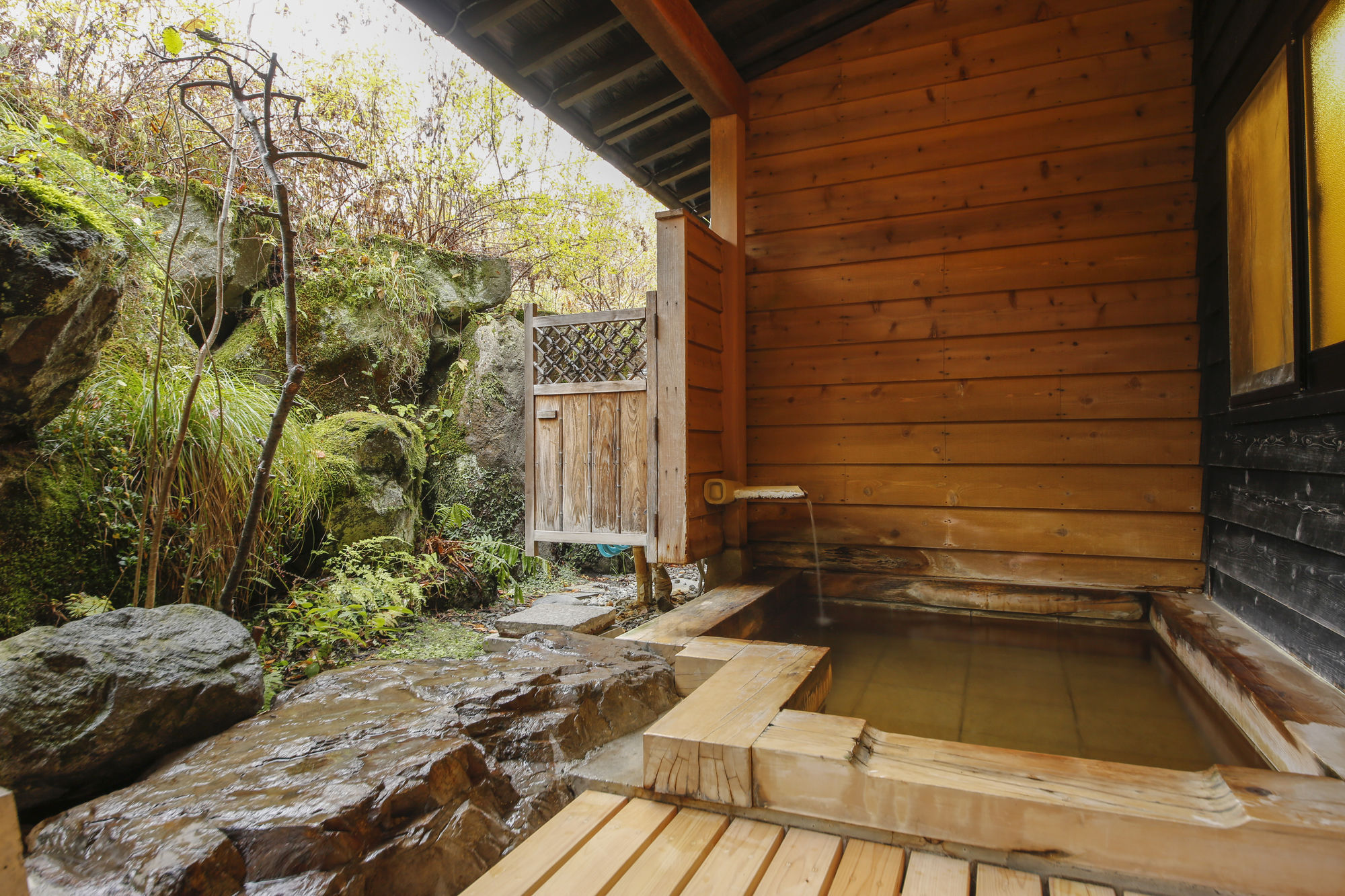 Ryokan Kutsuroginoya Yuu Takayama  Exterior photo